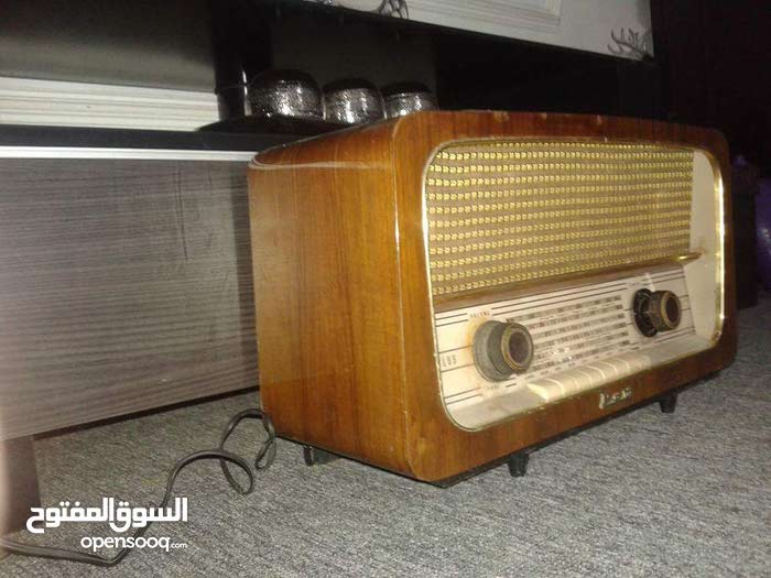 راديو خشب قديم للبيع