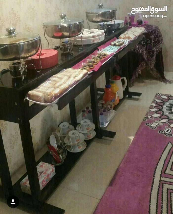 طاولة بوفيه منزلي (35853745) السوق المفتوح